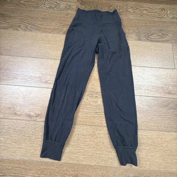 Lululemon Align Joggers Black High Waist 28" Inseam Size 4 Athleisure Pants - Picture 7 of 9